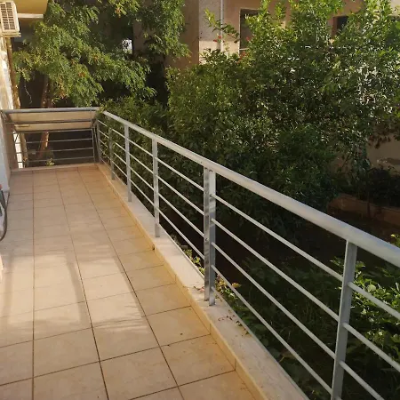 Garden 20m From The Sea I3 * Kirra