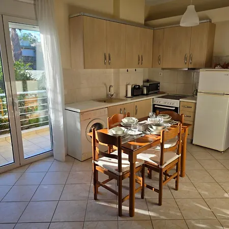 Garden 20m From The Sea Apartment Kirra